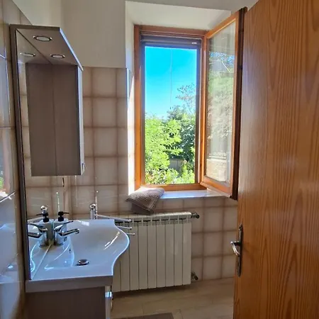 L'oca Nera Daire Chiusi